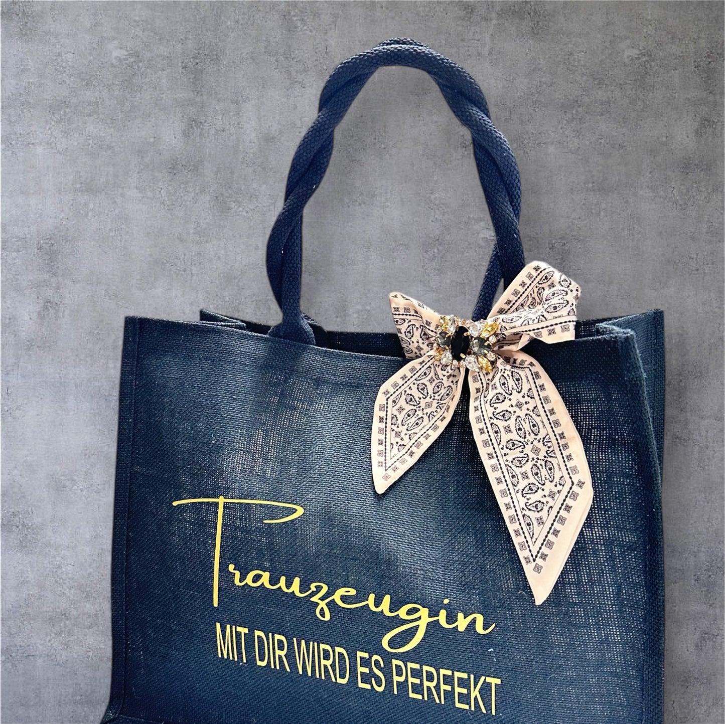 L25-04 Deine personalisierte Jutetasche „Trauzeugin – Mit dir wird es perfekt“