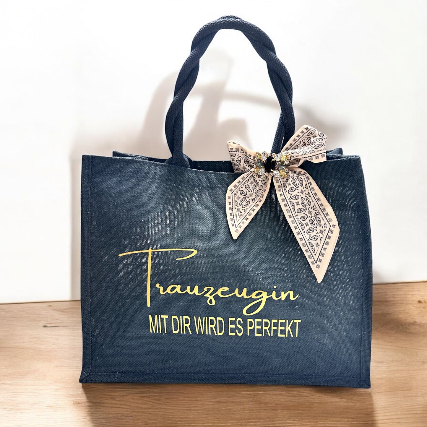 L25-04 Deine personalisierte Jutetasche „Trauzeugin – Mit dir wird es perfekt“